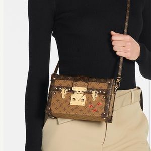 Louis vuitton PETITE MALLE bag